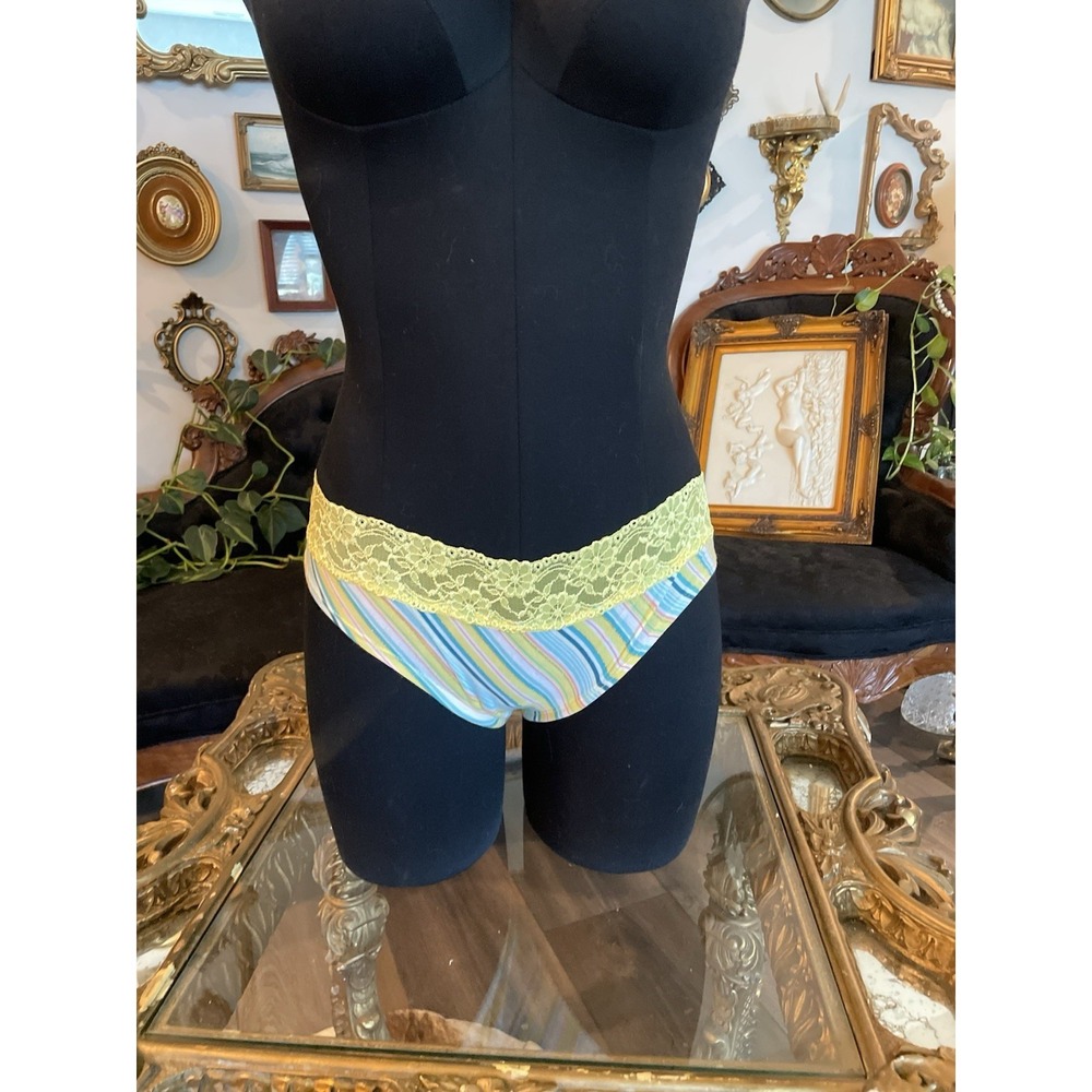 Vintage Victoria's Secret stripe Hip Hugger Lace Waist Band Glitter Panties M